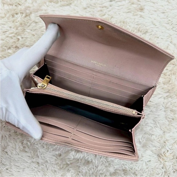 Yves Saint Laurent Blush Chevron Caviar Leather Wallet - Picture 4 of 10